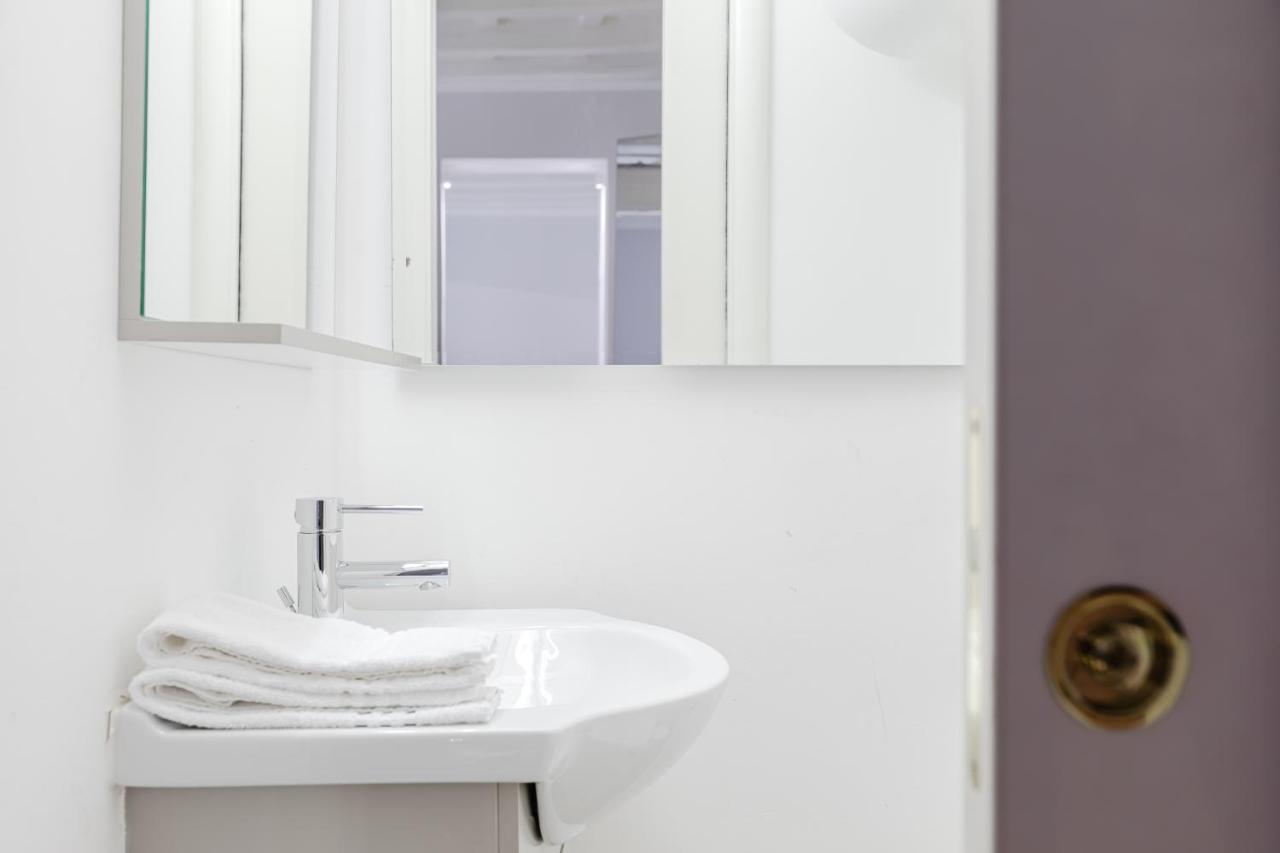 Piazza Margana Private Apartment Rome Exterior photo